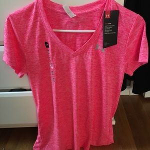 Under armour tee shirt